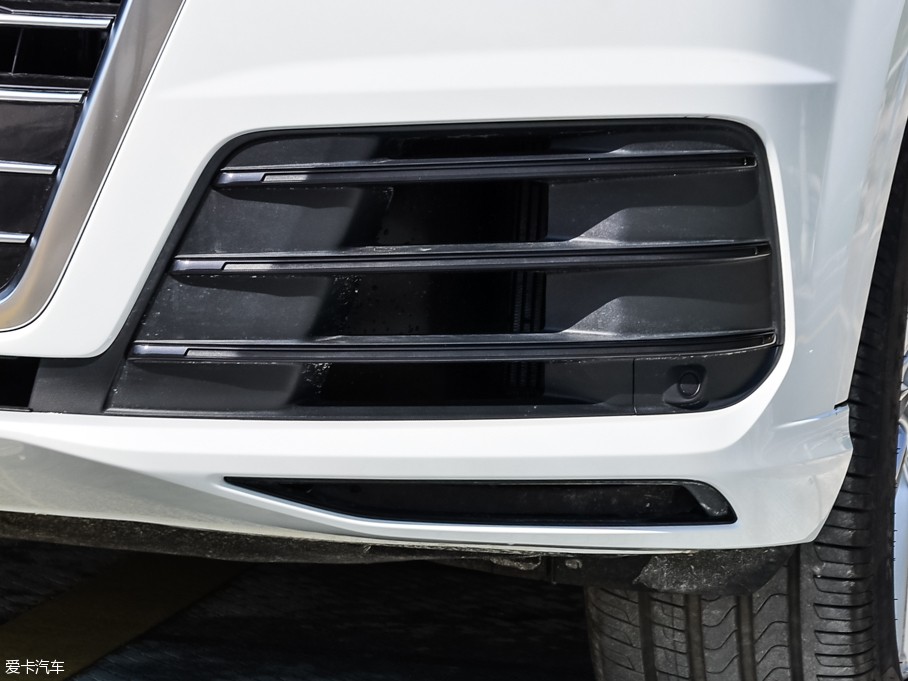 2016WQ7 40 TFSI S line\