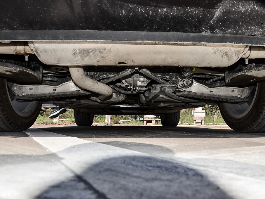 2016WQ7 40 TFSI S line\