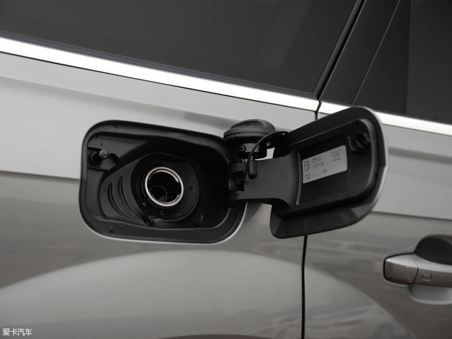 2016?yun)WQ7 40 TFSI S line\(yn)(dng)