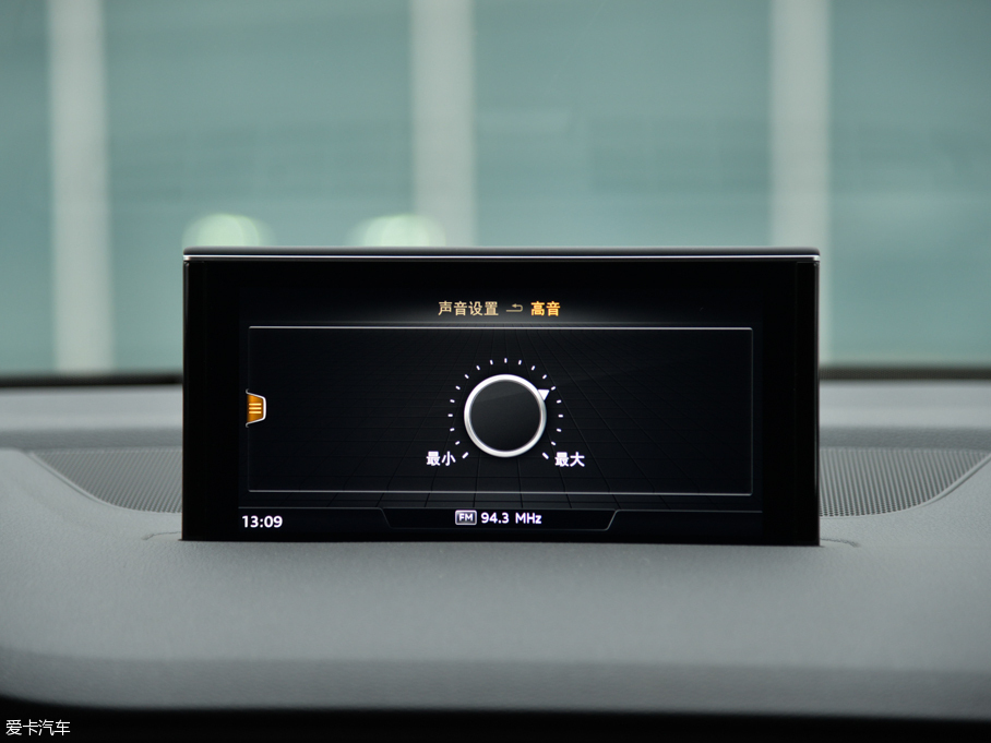 2016WQ7 40 TFSI S line\