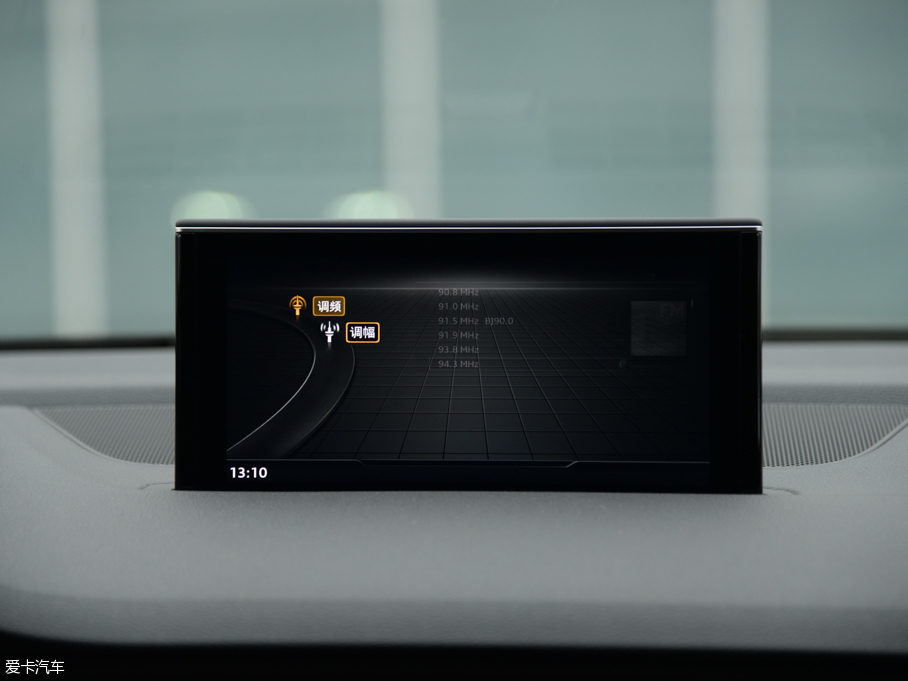 2016WQ7 40 TFSI S line\