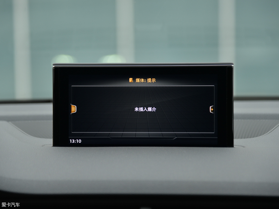 2016WQ7 40 TFSI S line\