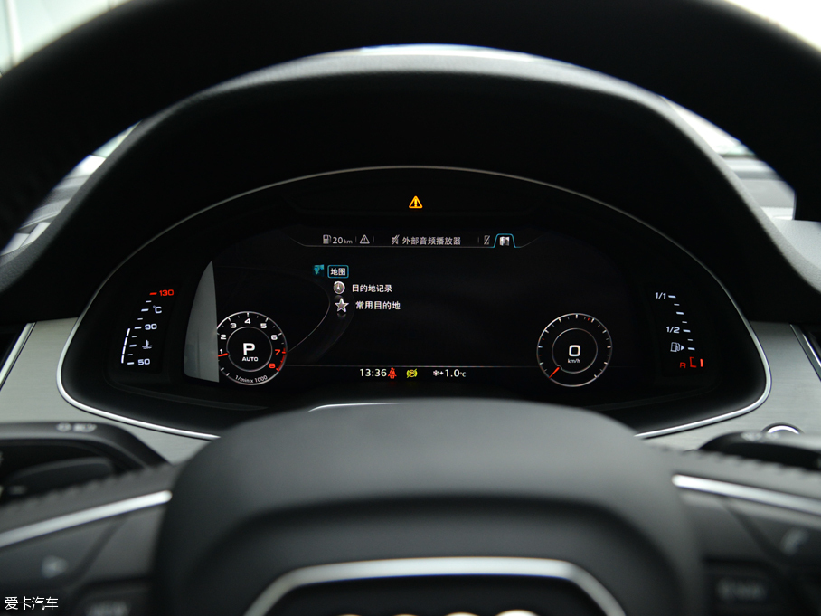 2016WQ7 40 TFSI S line\