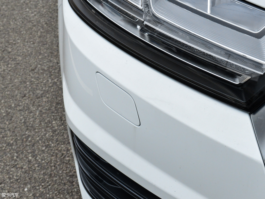 2016WQ7 45 TFSI S line\