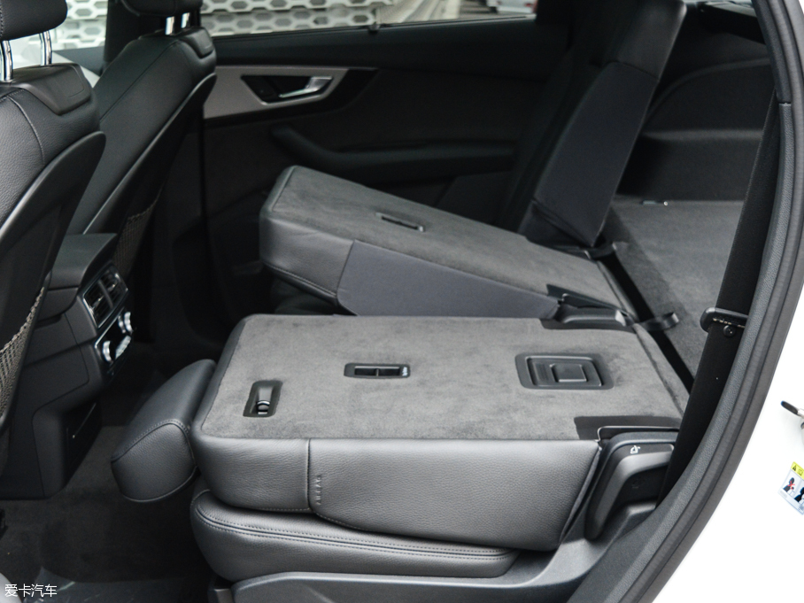 2016?yun)WQ7 45 TFSI S line\(yn)