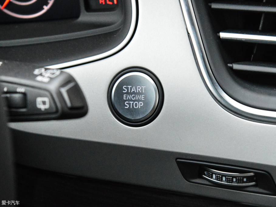 2016WQ7 45 TFSI S line\