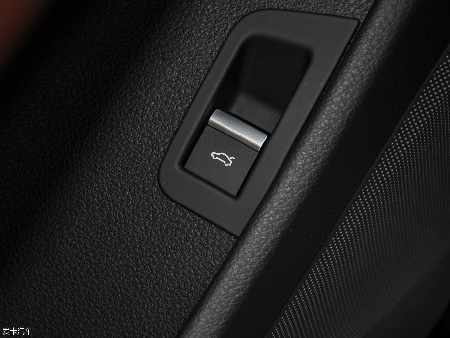 2016WQ7 45 TFSI g(sh)