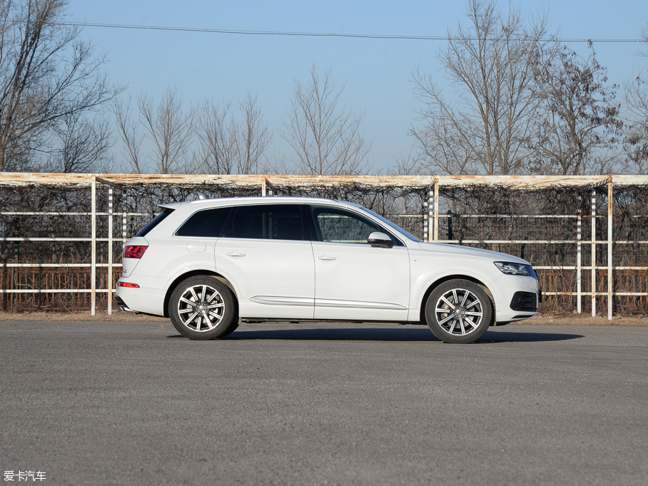 2016?yun)WQ7 45 TFSI S line\(yn)(dng)