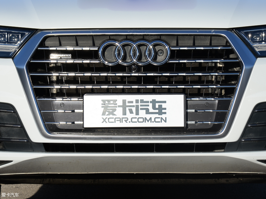 2016WQ7 45 TFSI S line\