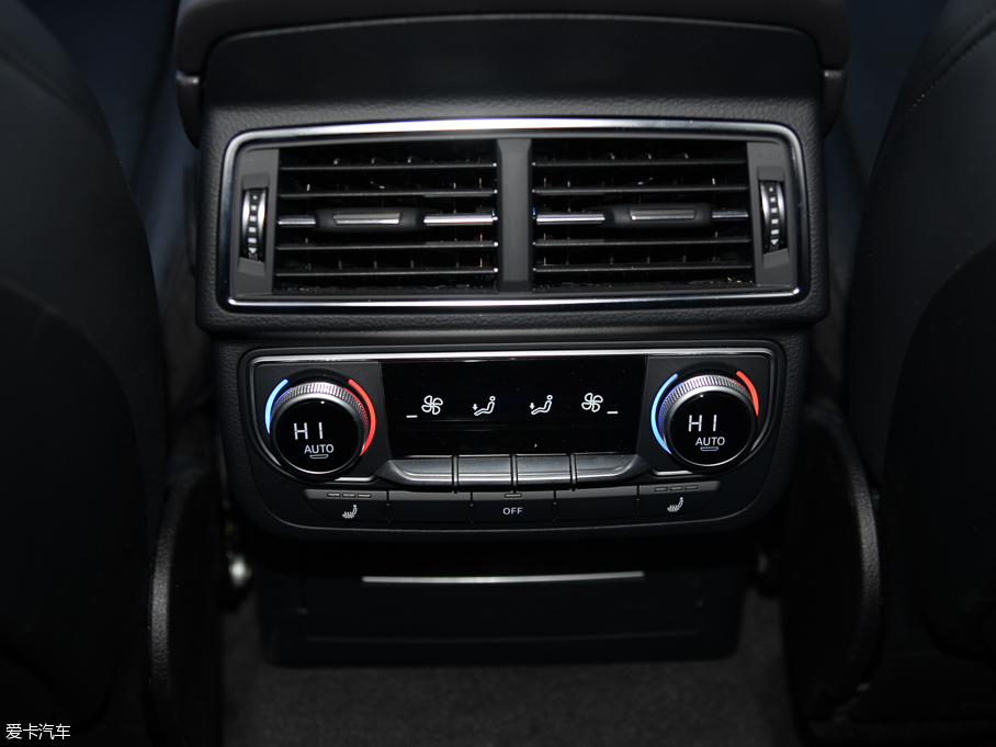 2016WQ7 45 TFSI S line\