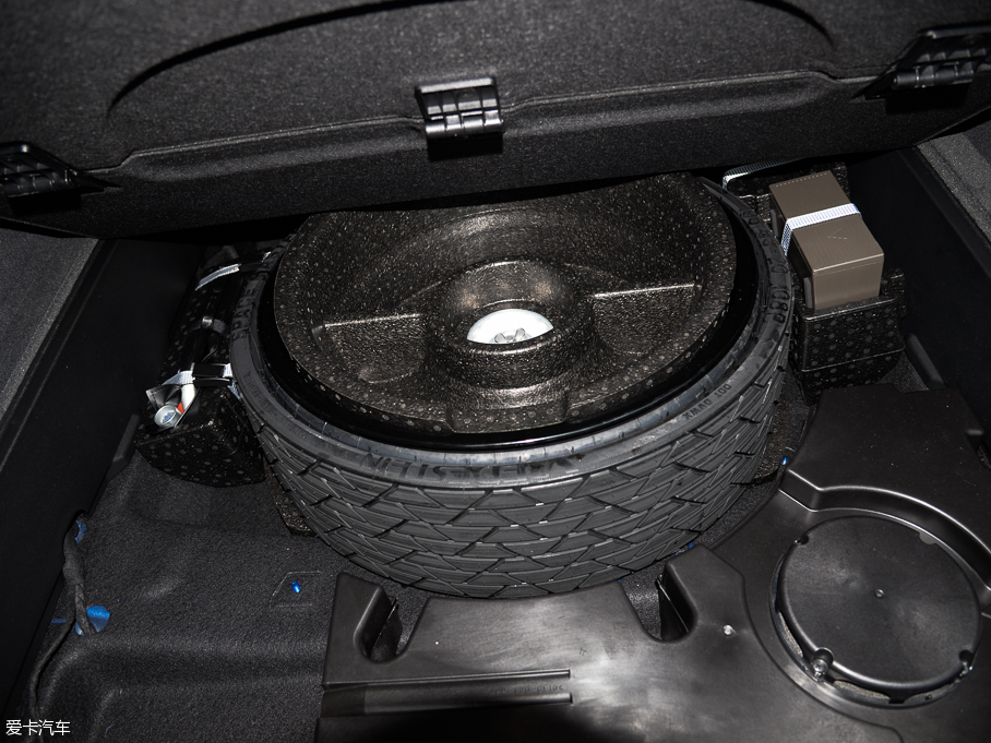 2016WQ7 40 TFSI S line\