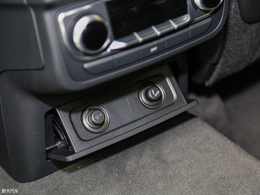 2016WQ7 45 TFSI S line\