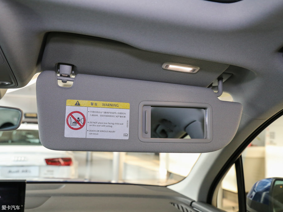 2016WQ7 45 TFSI S line\