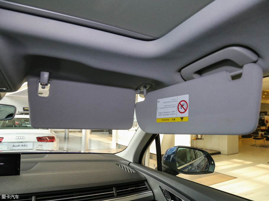 2016WQ7 45 TFSI S line\