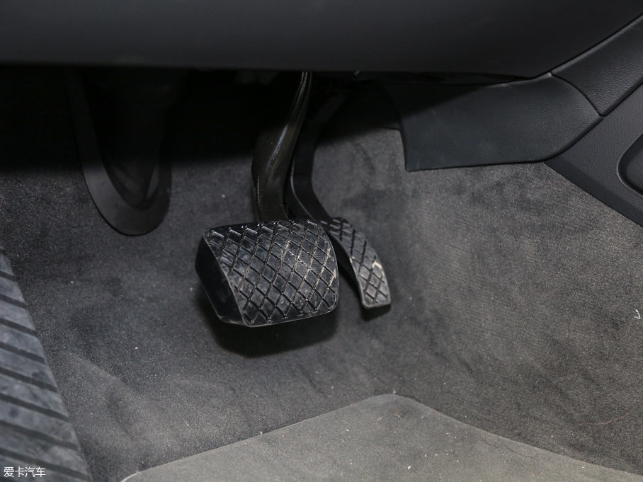 2016WQ7 45 TFSI S line\