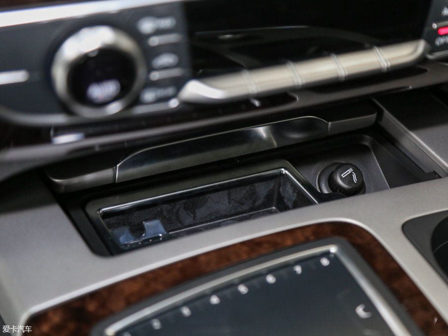 2016WQ7 45 TFSI S line\