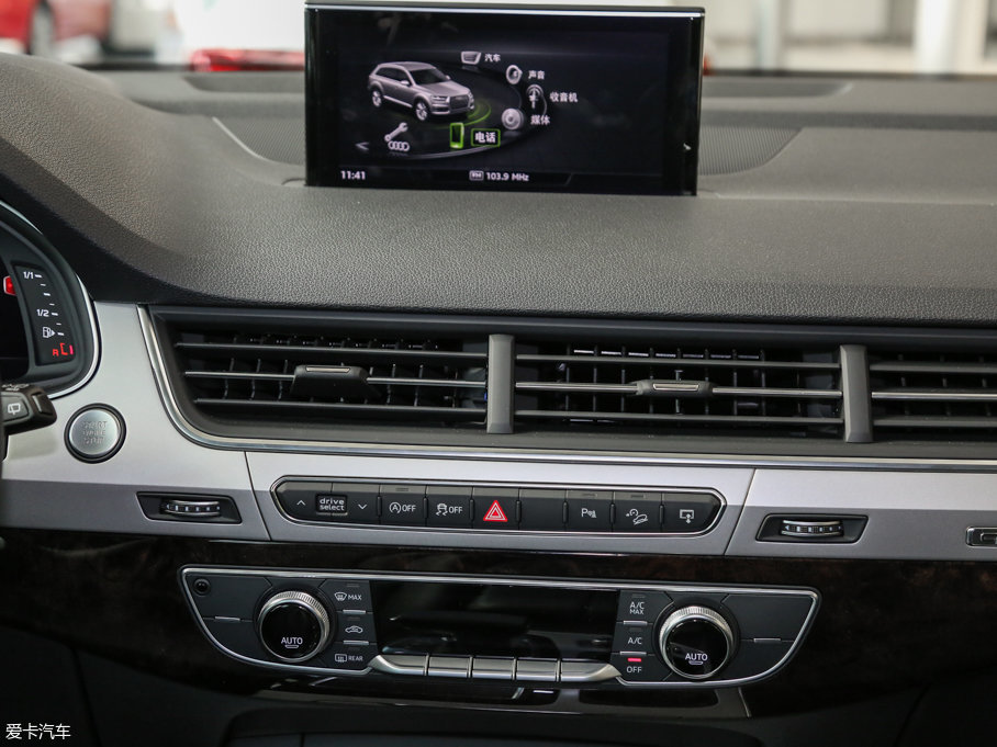 2016WQ7 45 TFSI S line\