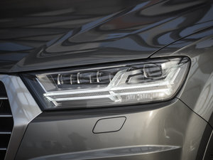 201645 TFSI S line\ ^