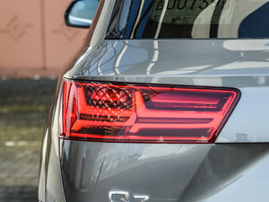 201645 TFSI S line\ ^