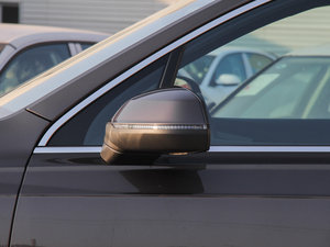 201645 TFSI S line\ ^