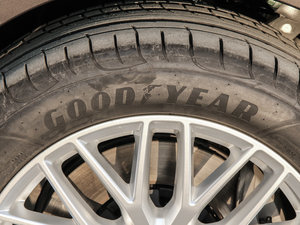 201645 TFSI S line\ ݆̥Ʒ