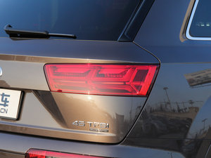 201645 TFSI S line\ ^