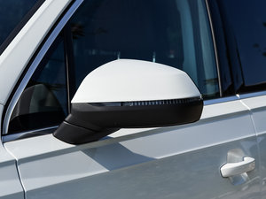 201640 TFSI S line\(yn)(dng) (x)(ji)^