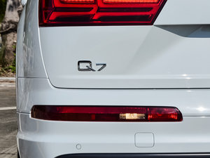 201640 TFSI S line\ ^