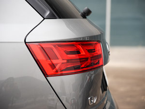 201640 TFSI S line\ ^