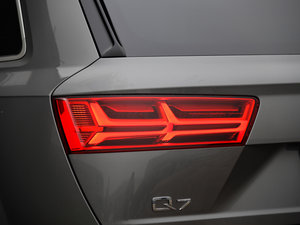 201640 TFSI S line\ ^