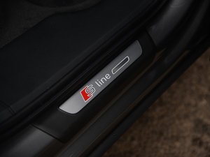 201640 TFSI S line\ g