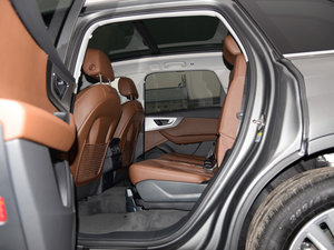 201640 TFSI S line\ ſg