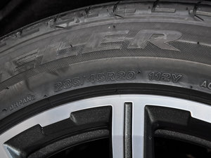 201645 TFSI g ݆̥ߴ