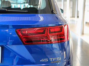 201645 TFSI S line\ ^