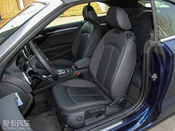 奧迪(進(jìn)口)2015款?yuàn)W迪A3敞篷