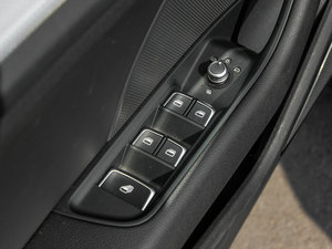 2015Cabriolet п؅^(q)