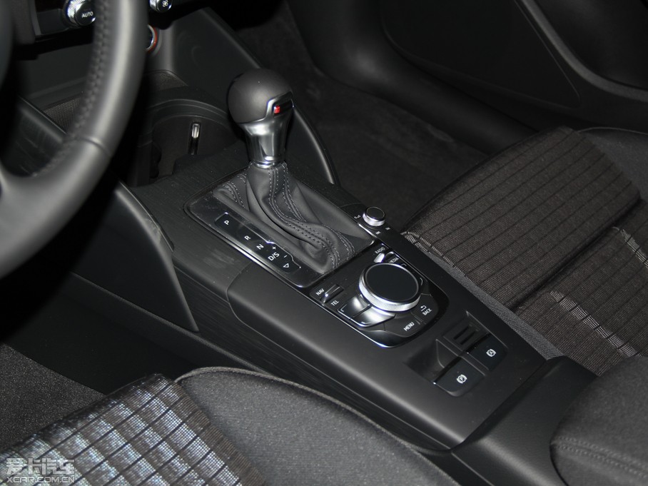 2015?yun)WA3 Sportback(M(jn)) 45 TFSI S Line \(yn)(dng)