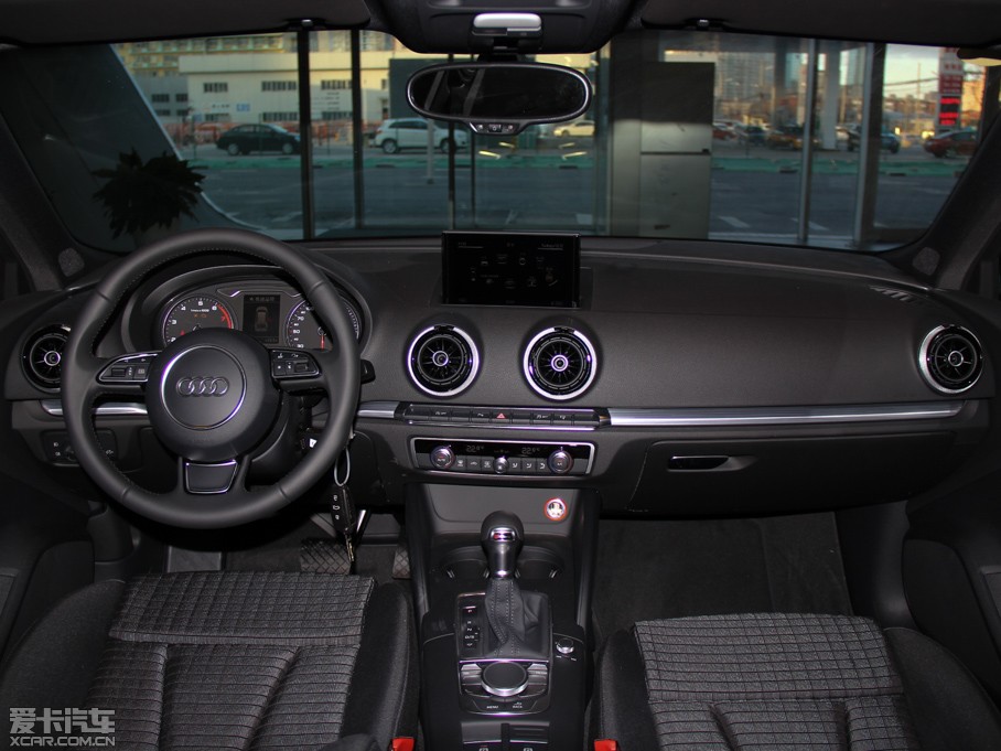 2015WA3 Sportback(M) 45 TFSI S Line \