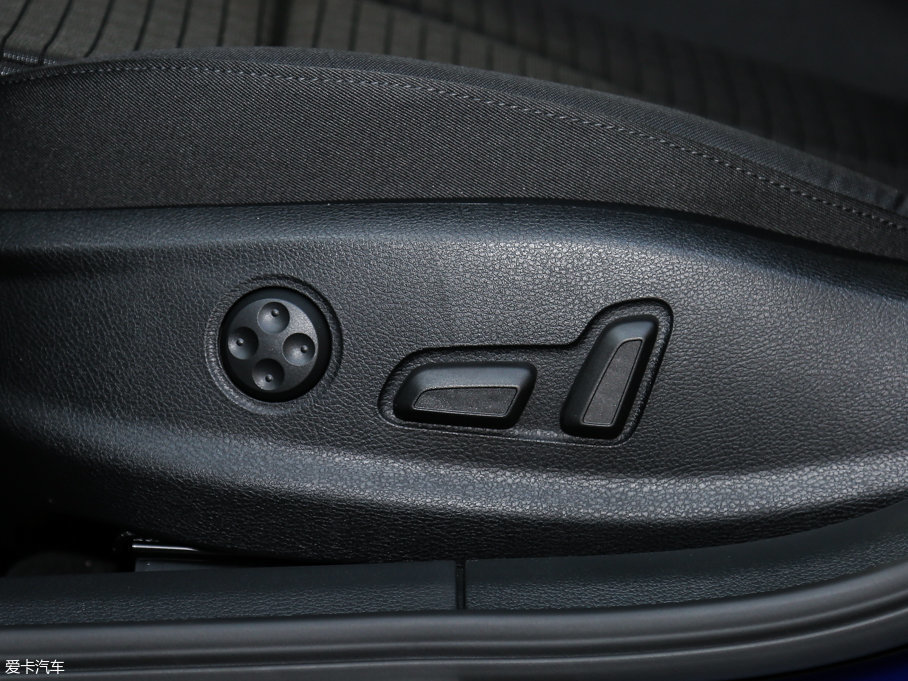 2015WA3 Sportback(M) 45 TFSI S Line \