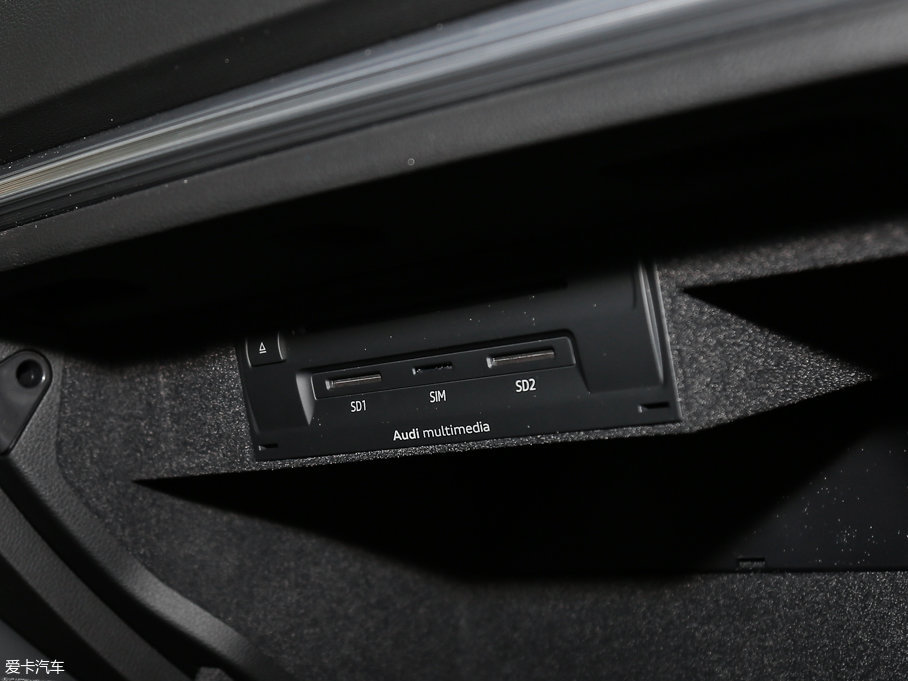 2015?yun)WA3 Sportback(M(jn)) 45 TFSI S Line \(yn)(dng)