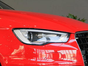 201545 TFSI S Line \ (ji)^