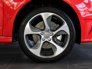 201545 TFSI S Line \ ^