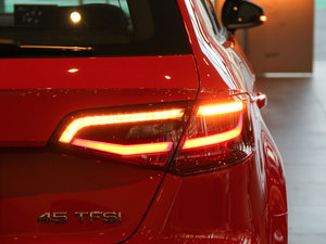 201545 TFSI S Line \ ^