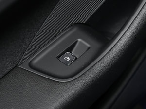 201545 TFSI S Line \ g