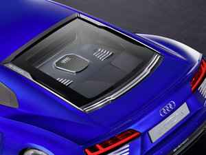 2015e-tron piloted driving ^