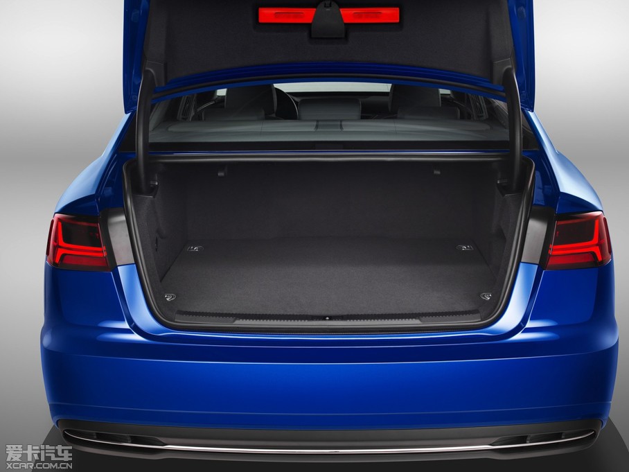 2015?yun)WA6 Hybrid A6L e-tron