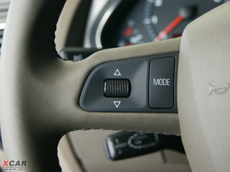 2009��W��Q7 4.2L quattro���m��