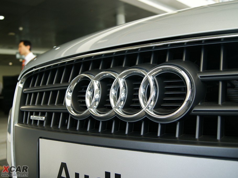 2009��W��Q7 4.2L quattro���m��