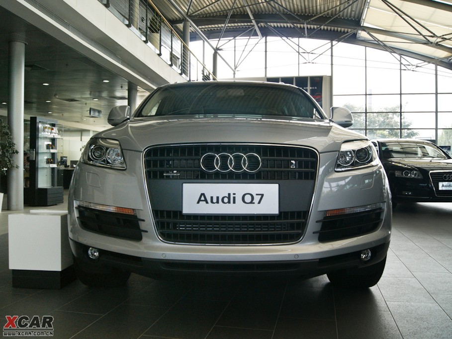 2009��W��Q7 4.2L quattro���m��