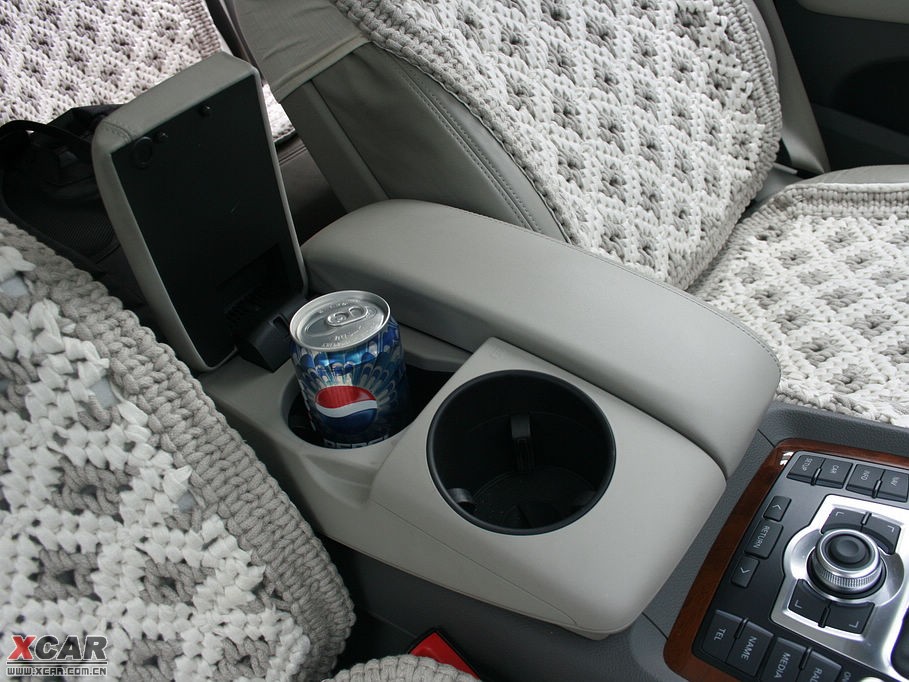 2009��W��Q7 4.2L quattro���A��